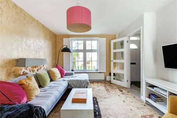 Cookham Cottage: Charming Neo-Georgian Home with Modern Updates