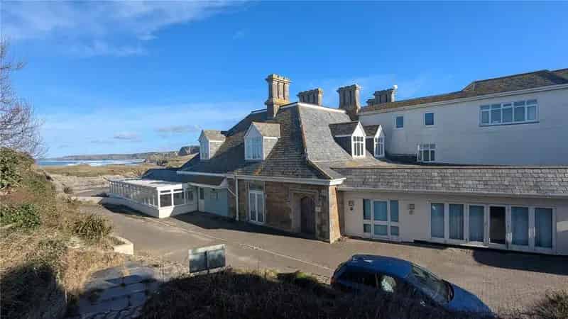 20 Bedroom Terraced House for Sale in Cornwall