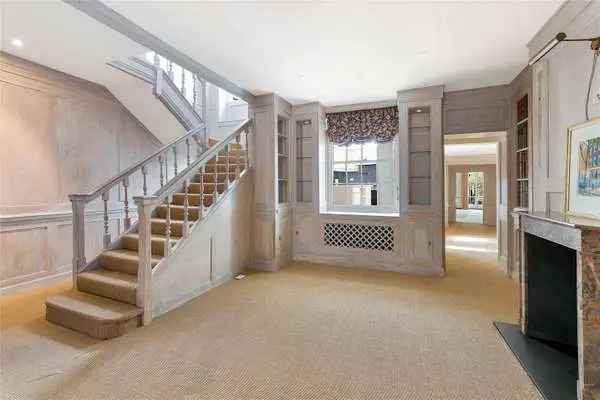 Charming Belgravia Family House - 3895 sq ft