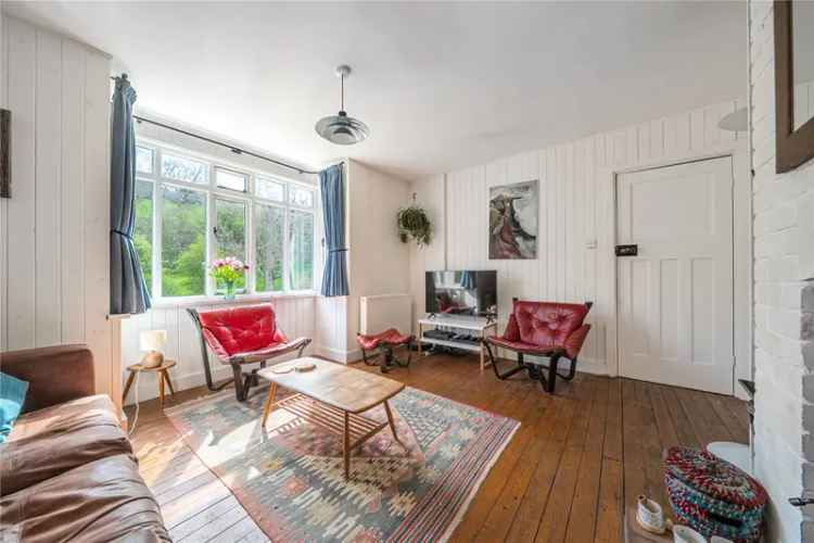 Detached Bungalow for Sale 3 Bedrooms Llanbadarn-y-Garreg