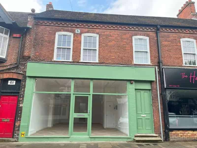 Refurbished Retail Unit with Parking Leys Avenue