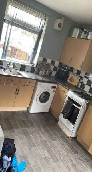 House For Rent in Bradford, England