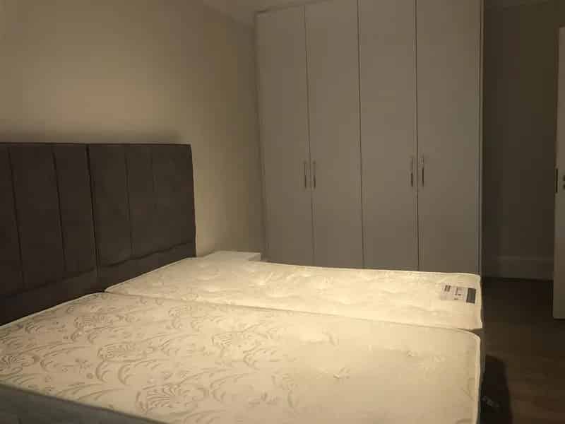 2 Bedroom Apartment House to Rent