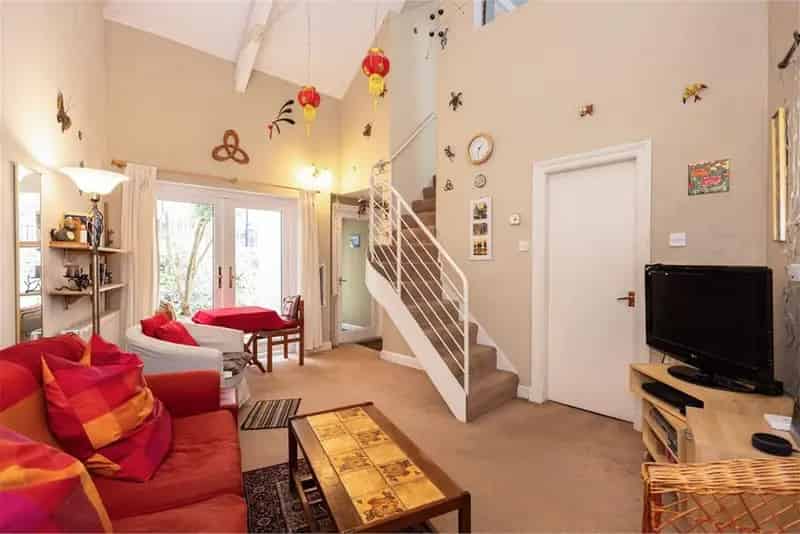 2 Bed Semi Detached House Dean Village Edinburgh