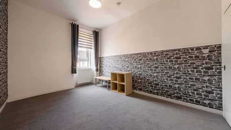 Ibrox Apartment:  3rd Floor Flat Near Bellahouston Street