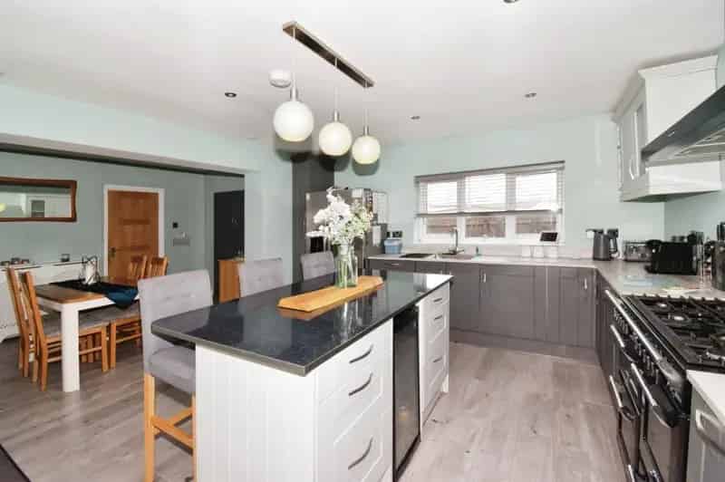 3 Bedroom Semi-Detached House in Wigston