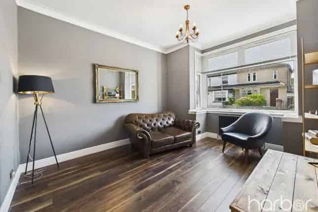 Semi Detached Villa in Tollcross Glasgow 5 Apartments Modern Luxury