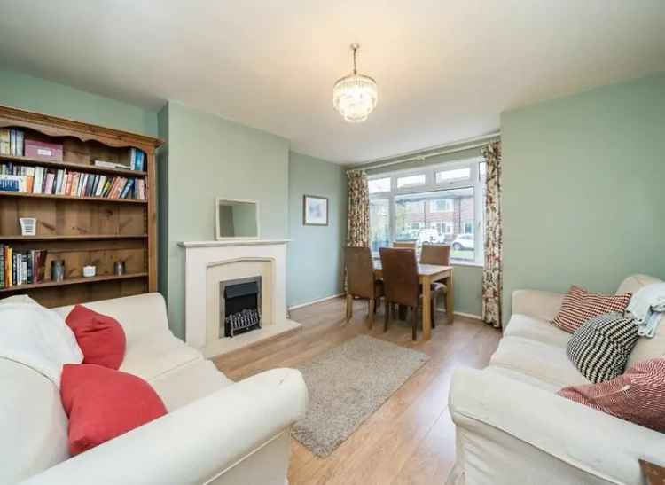 Flat For Sale in Rochford, England