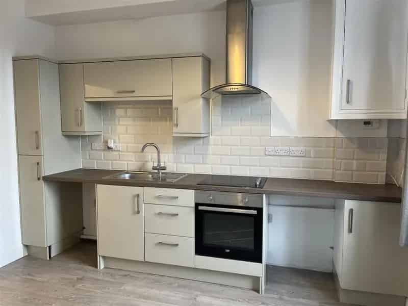 Flat For Rent , Staplegrove Road, Staplegrove, England