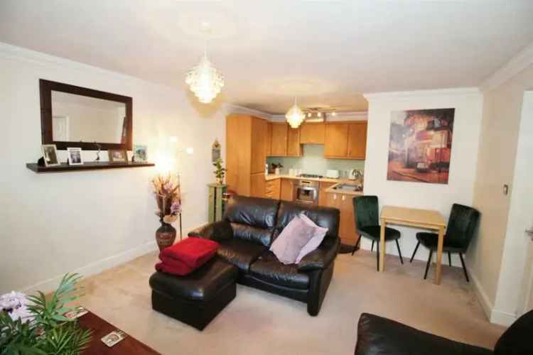 2 Bedroom Ground Floor Flat for Sale