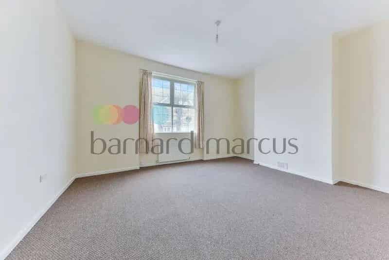 Flat For Rent , London, England