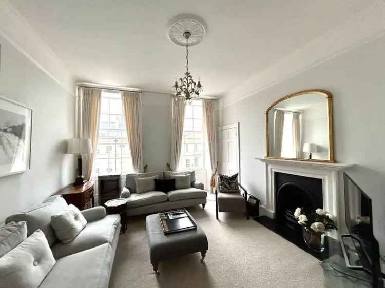 2 Bedroom Grade I Georgian Apartment Bath City Centre