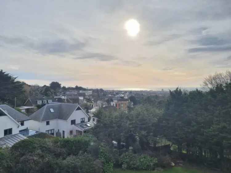 2 Bedroom Flat To Rent Available Mid-May