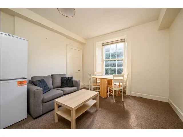 4 bedroom flat  for sale