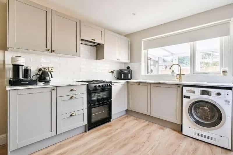 3 Bed Detached Bungalow for Sale in Waterlooville