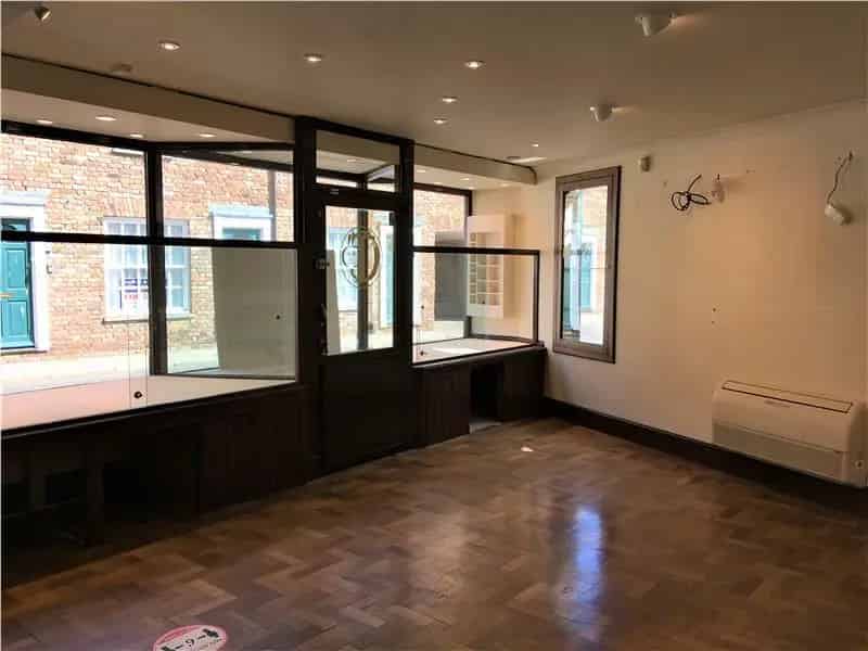 Retail Premises & Cottage Near Kings Lynn Town Centre