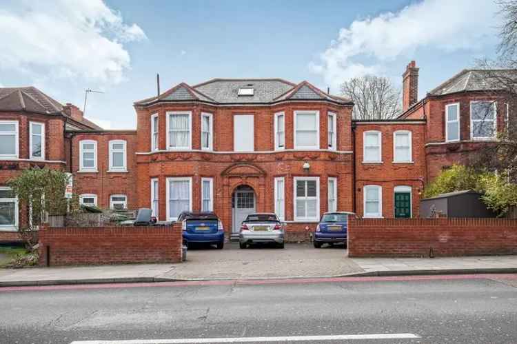 2 Bedroom Flat for Sale London SE6 Victorian Conversion