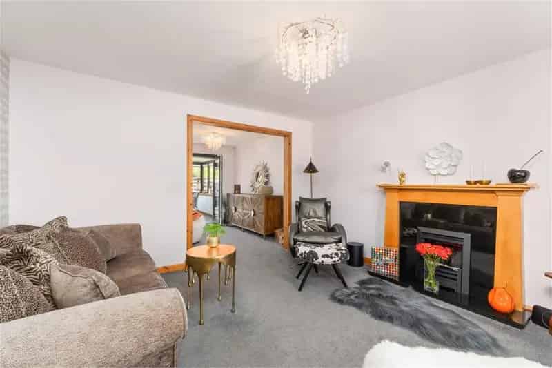 3 Bed Detached House Brunstane 3 Reception Rooms