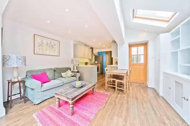 Flat For Sale , London, England