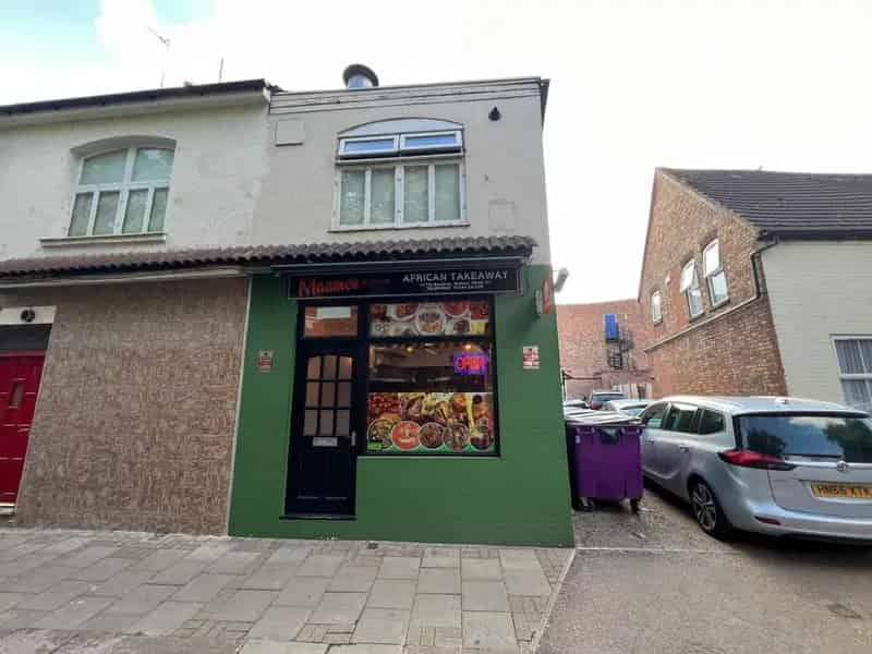 Commercial property For Rent , Bedford, England
