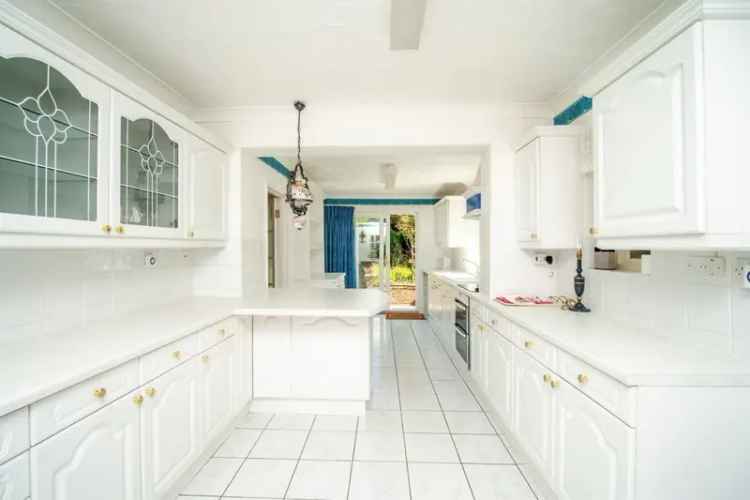 Spacious Family Home in Manor Park - No Onward Chain