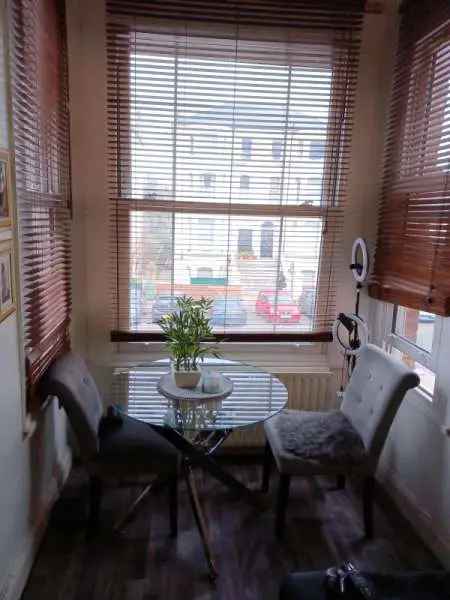 Flat For Rent in London, England