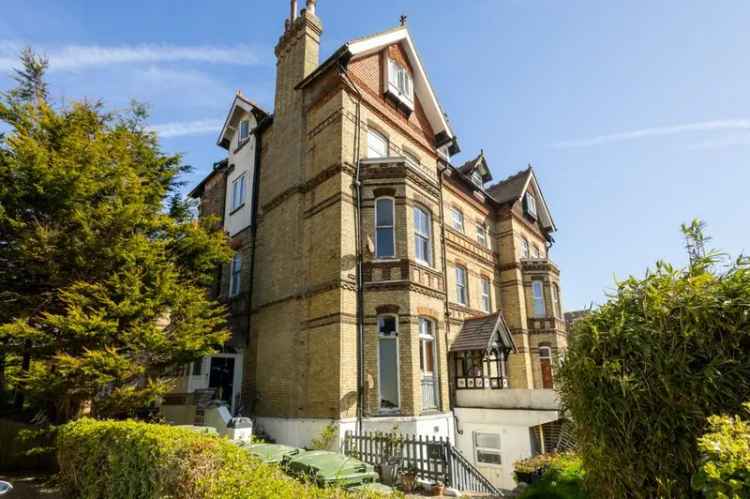 2 Bedroom Flat for Sale Folkestone Kent