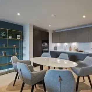 3 rooms flat of 101 m² in Manchester