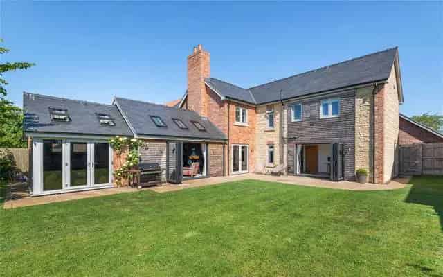 Spacious Family Home in Scampton Lincolnshire