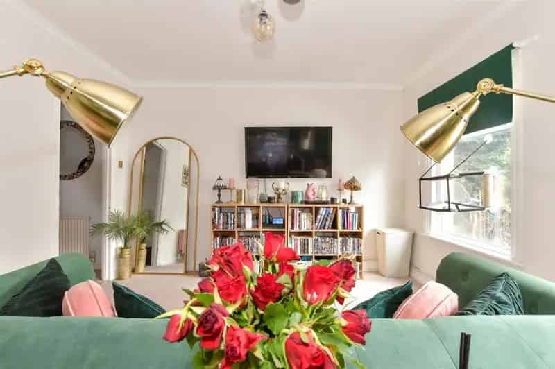 1 Bedroom Maisonette for Sale near Brentwood High Street