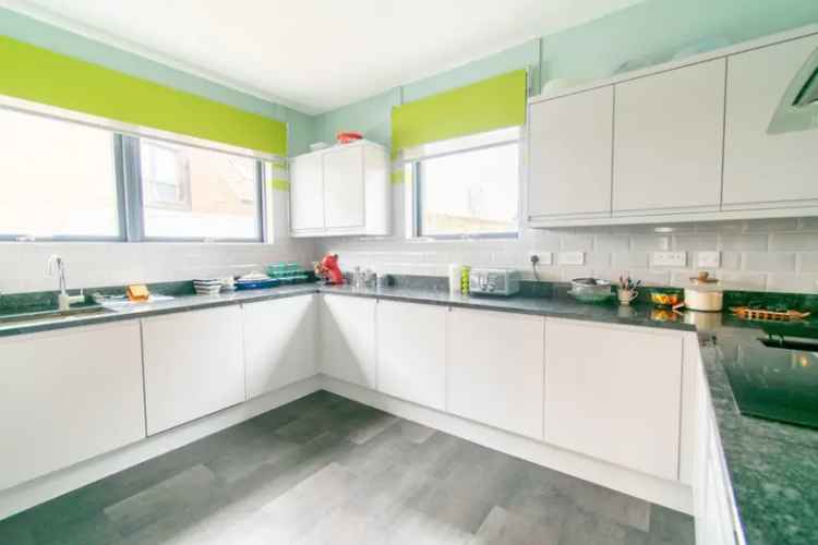 4 Bedroom House For Sale in Derwenthorpe York