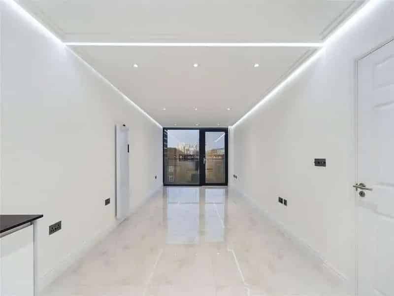 1 Bed Flat for Sale in Shepherds Bush