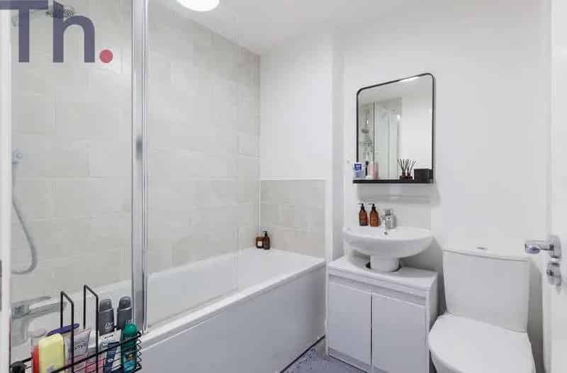 2 Bed House for Sale in Peaceful Cul-de-sac Near Newport