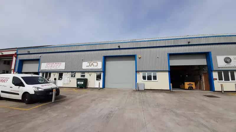 Modern Industrial Warehouse Unit Basingstoke