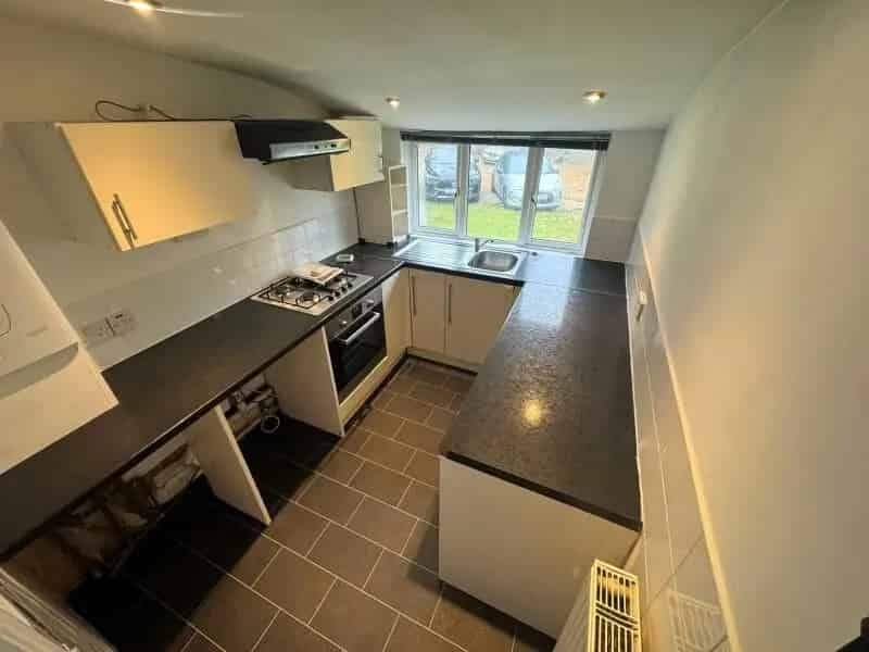 2 Bedroom Ground Floor Flat Bournemouth