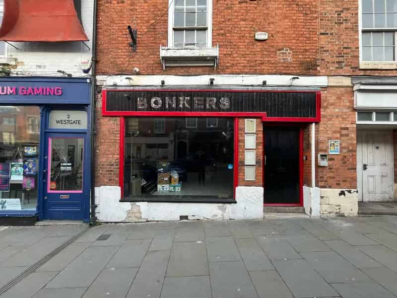 Grade II Listed Bar & Cafe For Lease in Grantham Town Centre