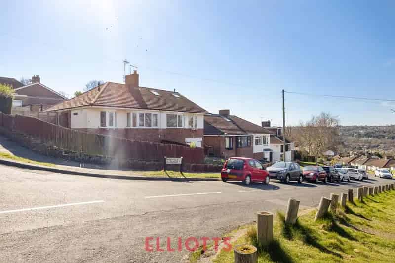 2 Bedroom Semi-Detached Bungalow for Sale