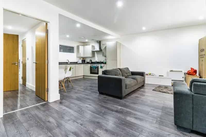 3 Bedroom Flat for Sale Manchester M4 Albion Works