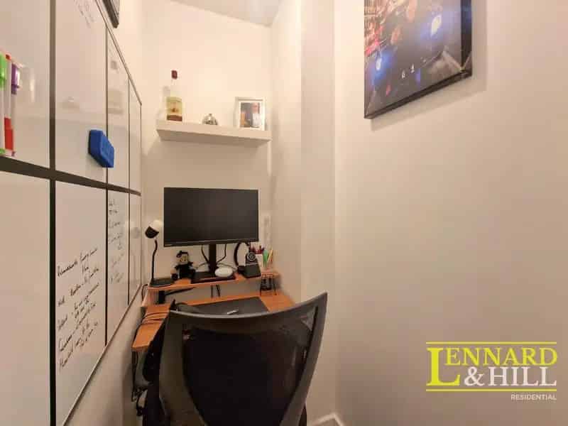 3 Bed Semi-Detached House for Sale