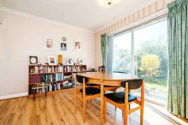 5 Bedroom Detached House For Sale in Lancing