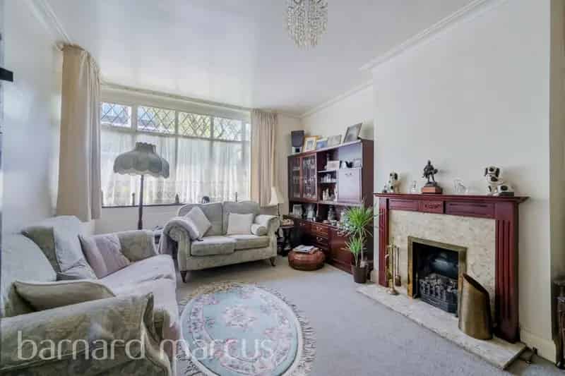 3 Bed 1930s House Perfect for Growing Family South Croydon Purley