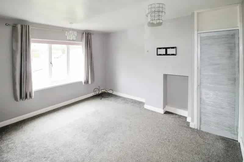 2 Bedroom Semi Detached House to Rent Sheffield S5