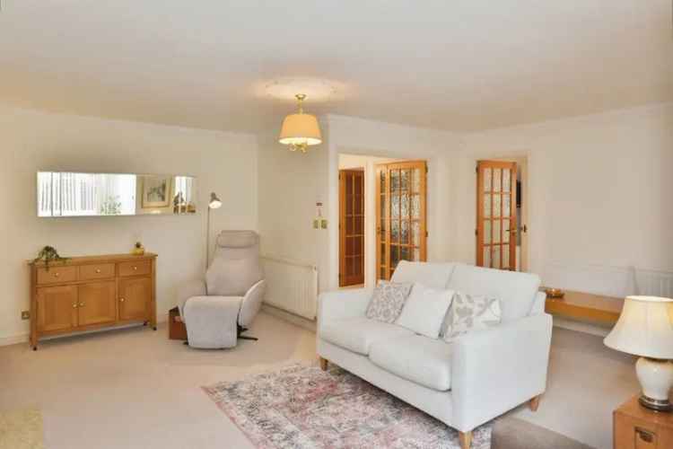 Three-Bedroom Bungalow with Planning Permission for Detached Bungalow