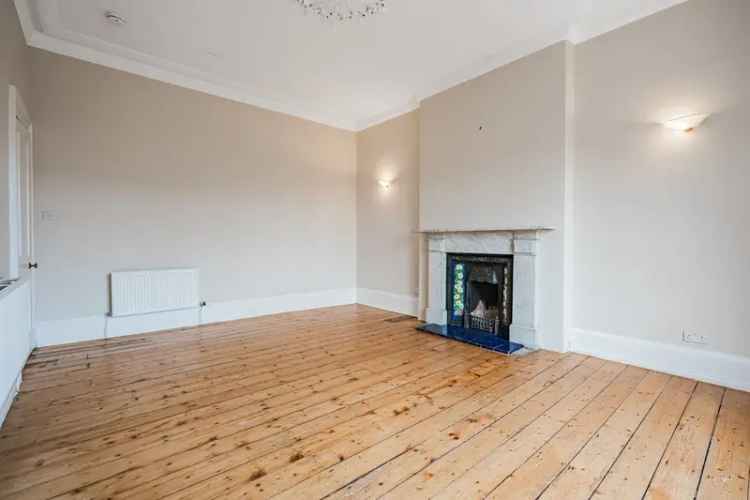 4 Bedroom Tenement Flat South Side Glasgow