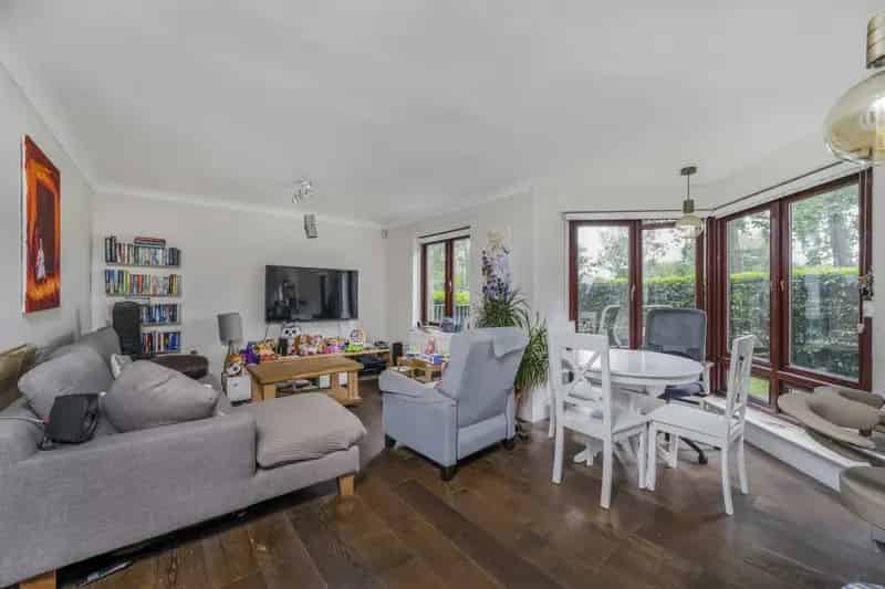 2 Bedroom Apartment House to Rent near Hackney Downs Park