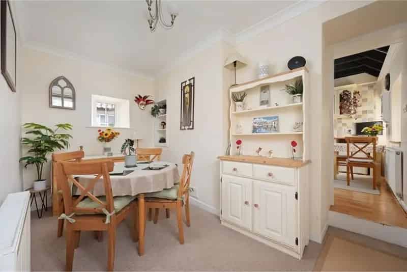 2 Bed Detached Cottage Newton of Falkland