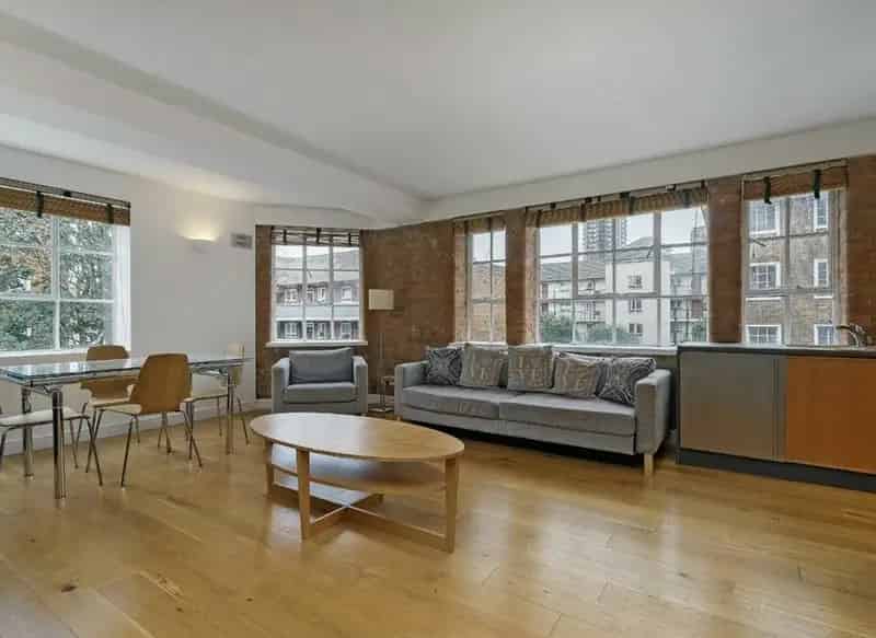 Two Double Bedroom Apartment near Aldgate East