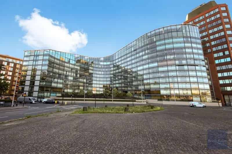 2 bedroom  Flat to rent, London, SE1