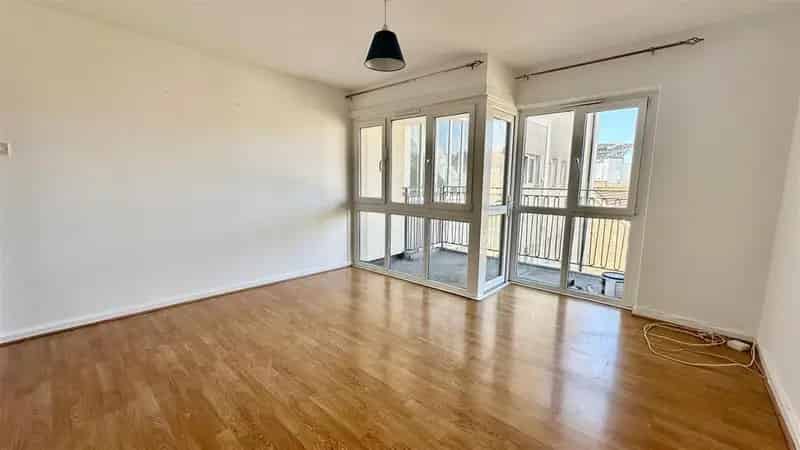 2 Bedroom Flat to Rent in Brighton near Kemp Town