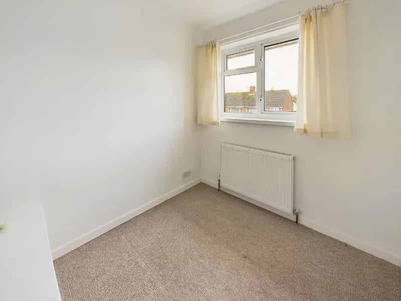 3 Bed Semi-Detached House for Sale